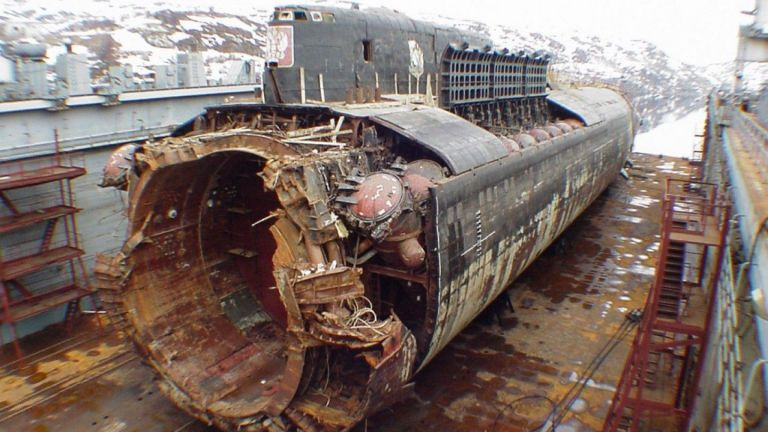 20-години след трагедията: Зловещата гибел на подводницата „Курск“ неразгадана и до днес 