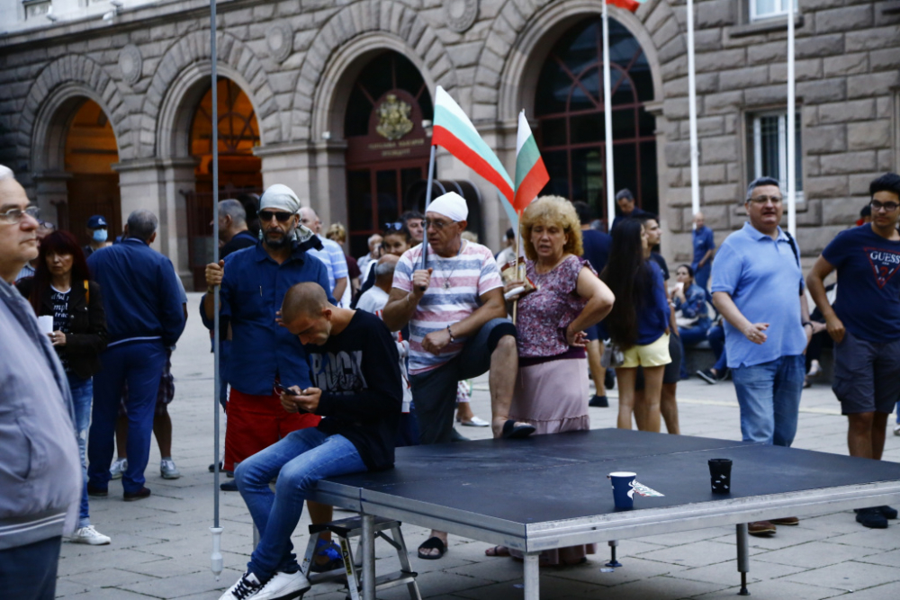 Вълна от недоволни от блокадите заля протестите СНИМКИ