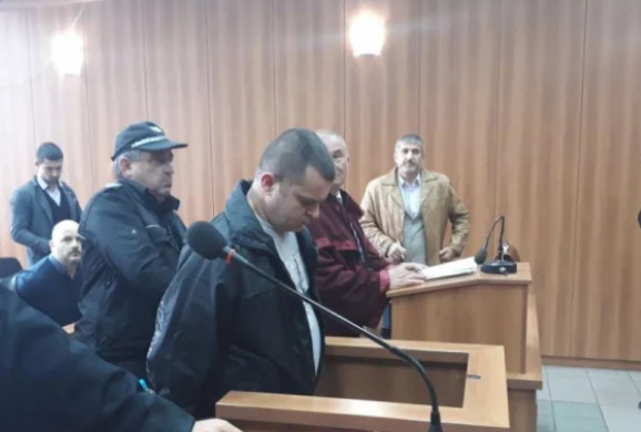 Илия, който изнасили с бухалка и уби доцента в Пловдив, иска да се измъкне 
