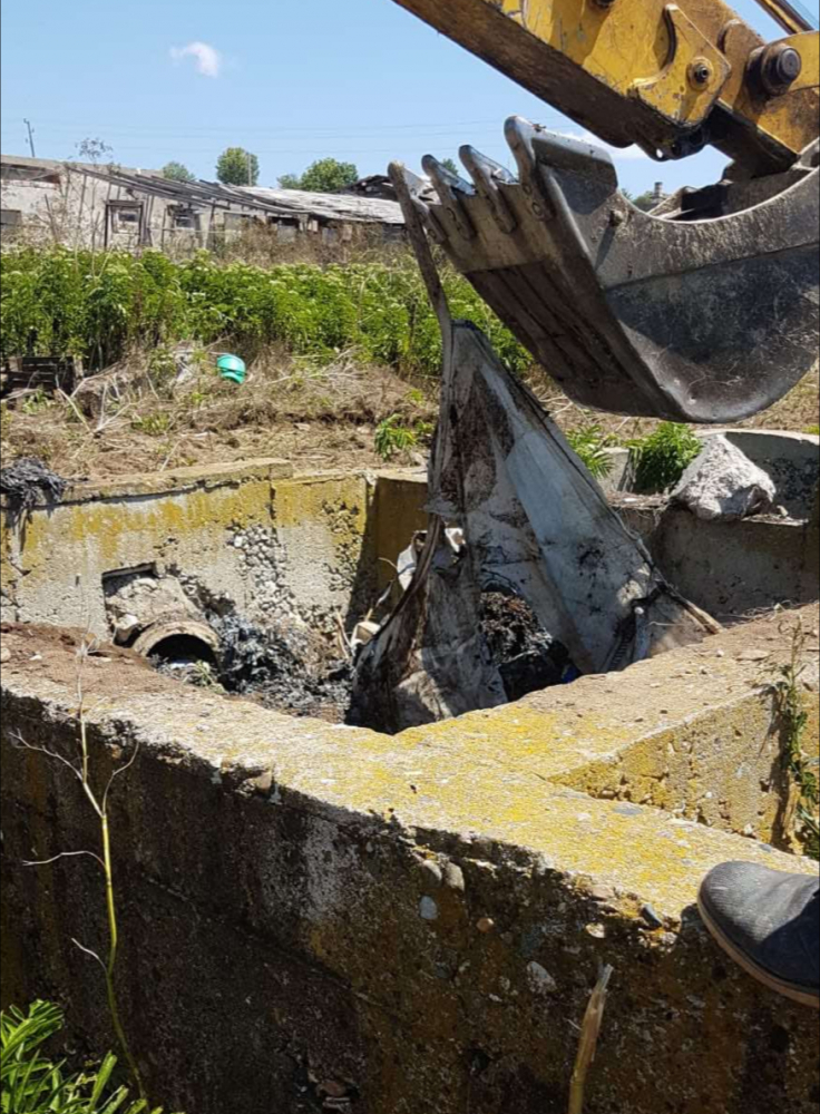 Извънредни новини за още опасни боклуци в Червен бряг СНИМКИ