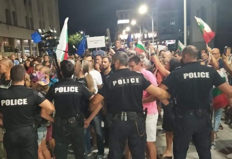 Скандални разкрития за организатора на протестите в Пловдив, оказа се...