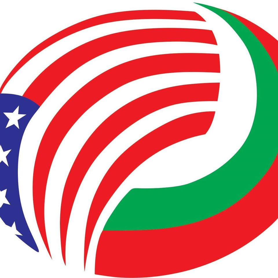 U.S. посолството публикува уникална СНИМКА на български парашутисти