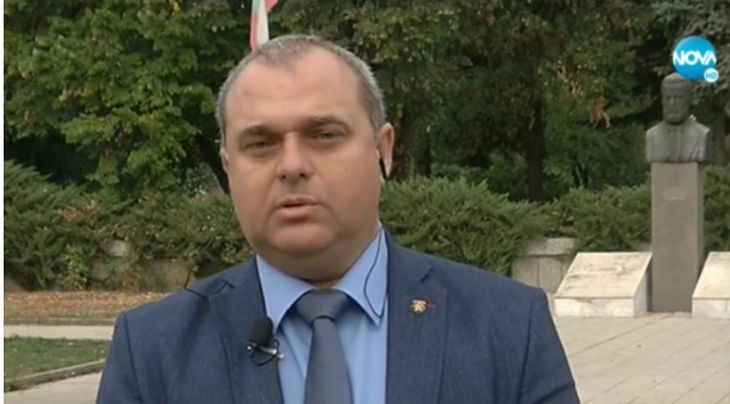 Обрат? Искрен Веселинов призна, че ВМРО може да попари ГЕРБ за Конституцията