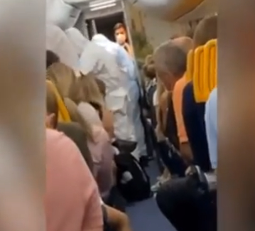 Болен от К-19 се качи в самолет на Ryanair и стана страшно! ВИДЕО