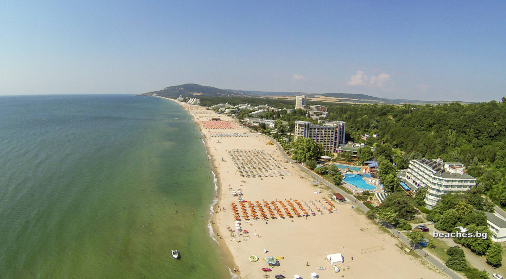 Кошмарна новина: Цените на българските плажове скачат още догодина