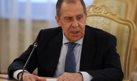 Украинският външен министър поиска спешен разговор с Лавров