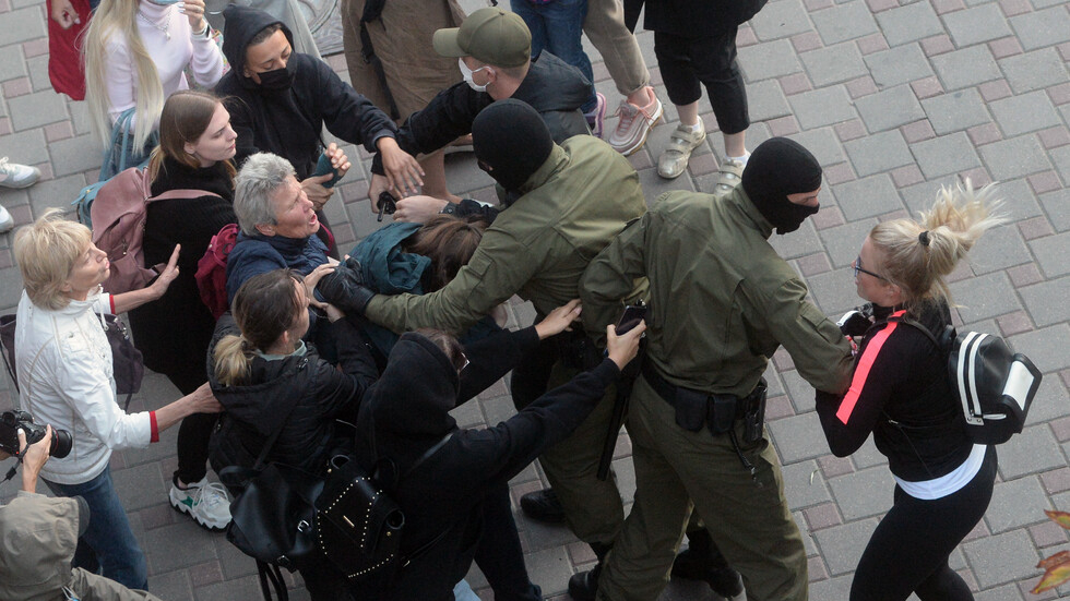 Кошмарен завършек на протестите в Минск 
