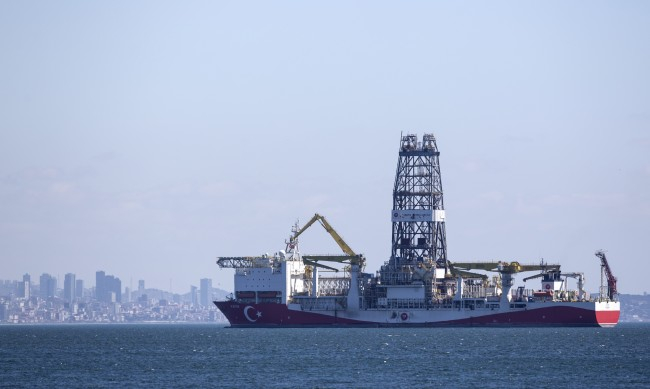 След историческото откритие на природен газ: Турция праща втори кораб в Черно море 