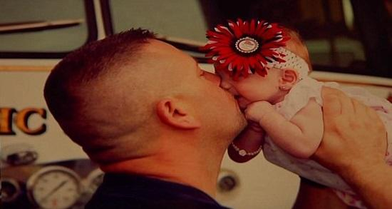 Пожарникар изроди дъщеря си, без да подозира