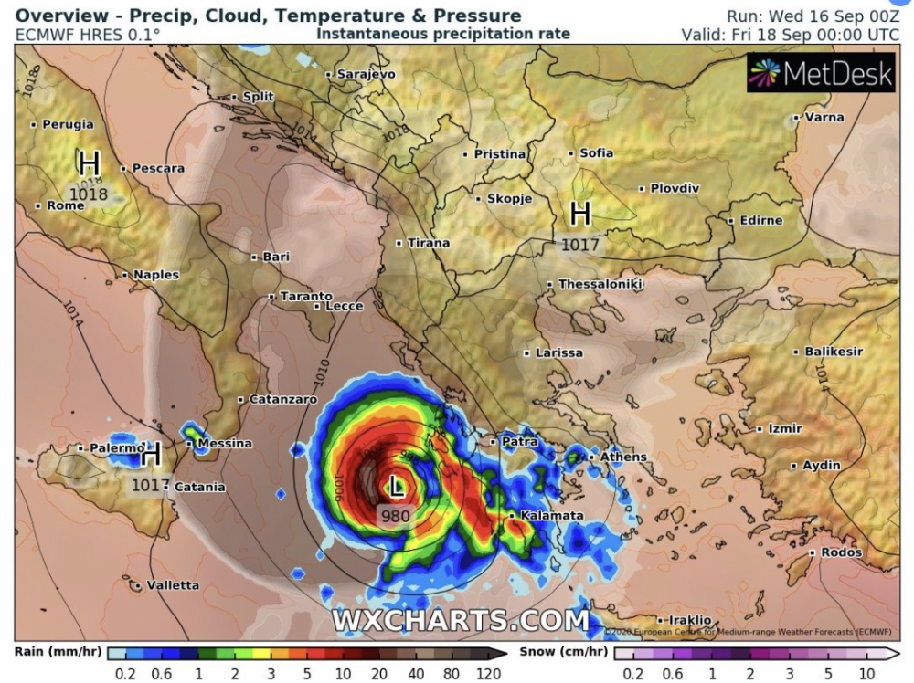 Мощен ураган удря със 150 км/ч Йонийските острови и Пелопонес в четвъртък, очаква се потоп! КАРТА 