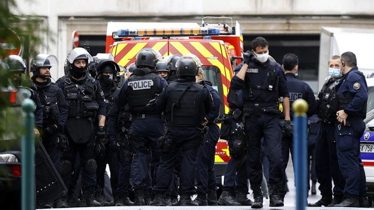 Терористът, клал наред в Париж, се оказа голям карък