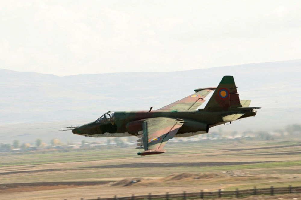 Светкавична реакция от Азербайджан и Турция за сваления арменски Су-25