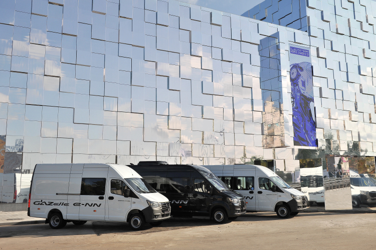 ГАЗ разби конкуренцията с първия си електрически микробус
