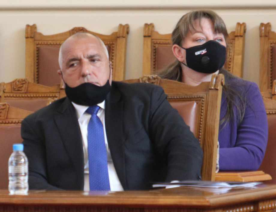 Сачева срази журналист от "ДВ" за остри думи за протеста и обясни коментара на Борисов за мисирките