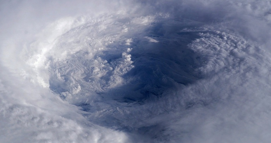 Ураганът „Алекс“ блокира Южна Франция