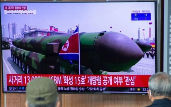 Експерт по отбраната обясни защо колосалната ракета на Ким стресна цял свят 
