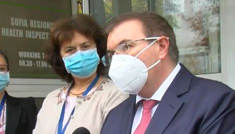 Здравният министър с важни новини за овладяването на К-19 в София и страната ВИДЕО
