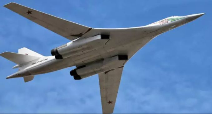 Ту-160М за първи път се издигна във въздуха с нови двигатели