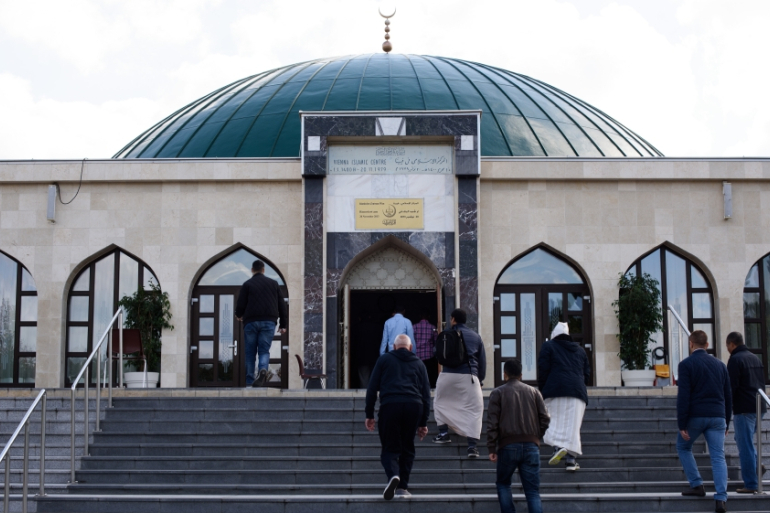 Австрия със суров ход спрямо радикалните джамии