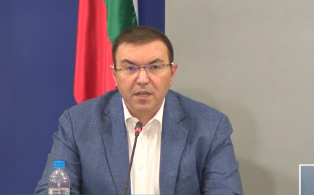 Министър Ангелов извънредно обяви нови К-19 мерки! ВИДЕО