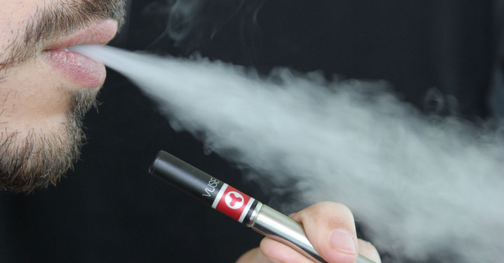 Учени казаха становището си за електронните цигари