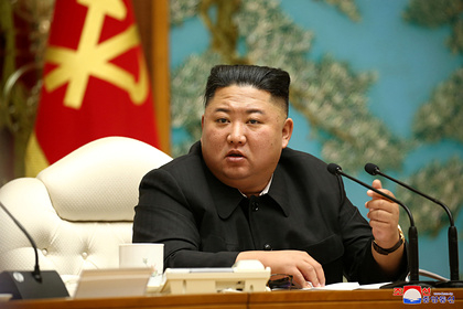 Ким Чен Ун се появи за първи път публично след дълго отсъствие