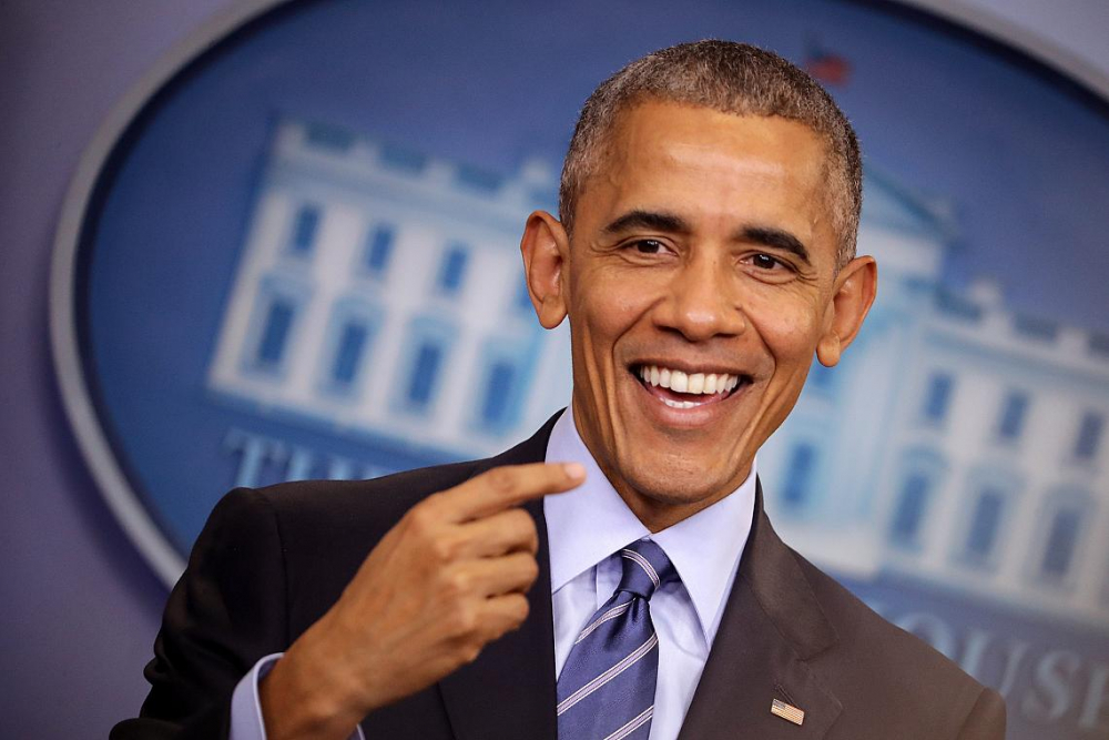 Мемоарите на Обама са напът да станат бестселър на годината