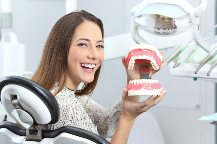 Имплантите не са единствената опция при проблем със зъбите 