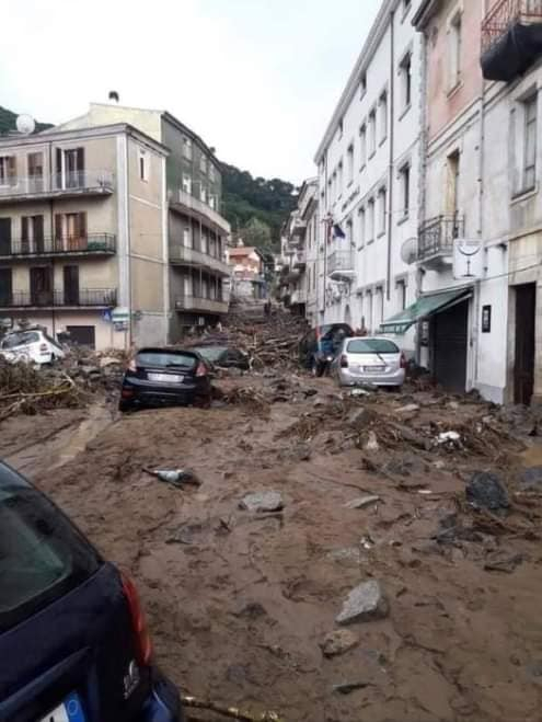 Адска буря убива хора в Италия, ВИДЕО показва ужаса