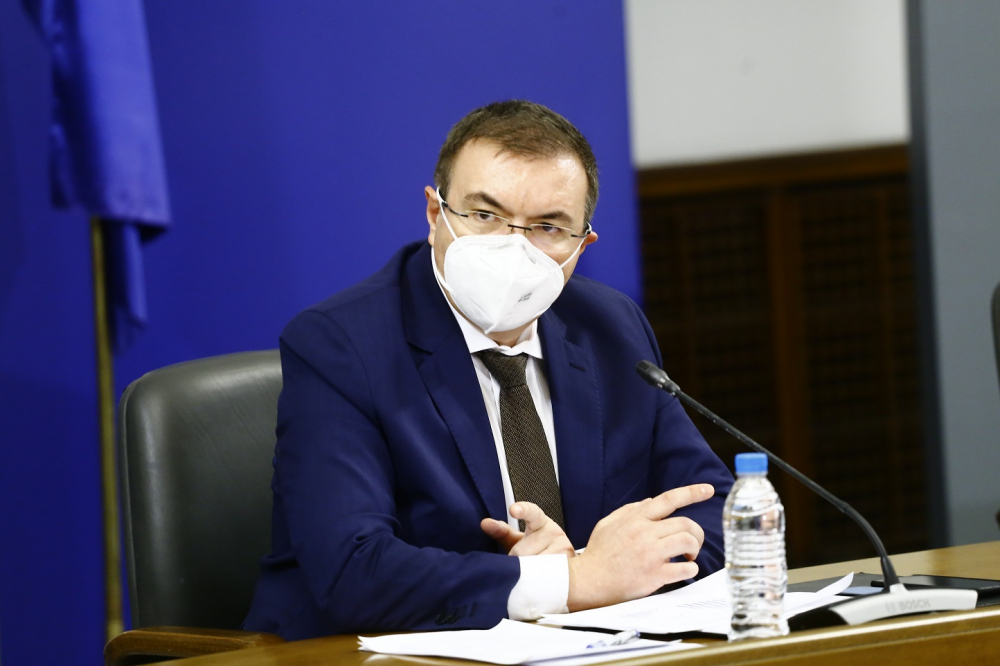 Министър Ангелов с извънредна К-19 ЗАПОВЕД заради кошмара във Великобритания 