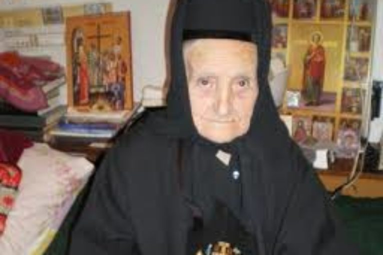 Почина най-възрастната монахиня у нас