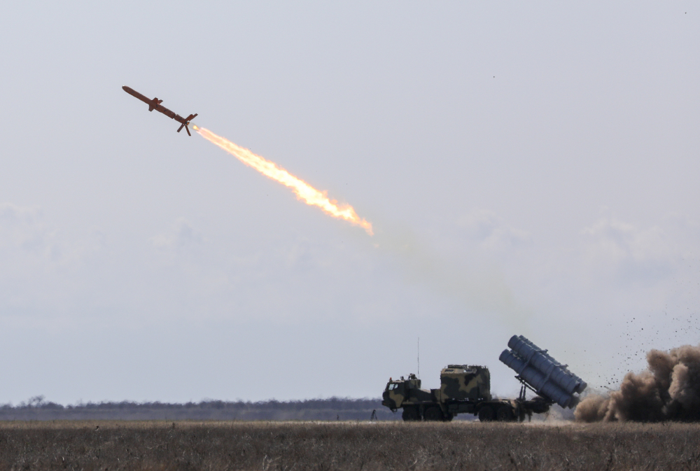Украйна насочва нови крилати ракети РК-360МЦ "Нептун" към Крим 