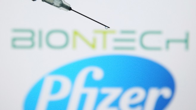 САЩ обявиха колко души са умрели при тестовете на ваксината на Pfizer