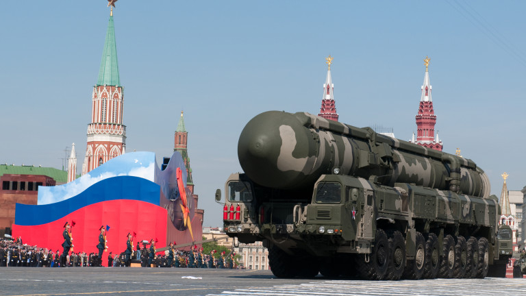 "Дейли Мейл" тревожно: Русия се готви за ядрена война