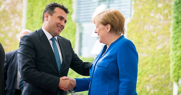 EUOBSERVER: Германия се извини на Скопие за фиаското с България