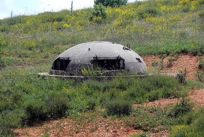 Паниката ескалира: Българи си поръчват бункери да се крият от К-19 и края на света
