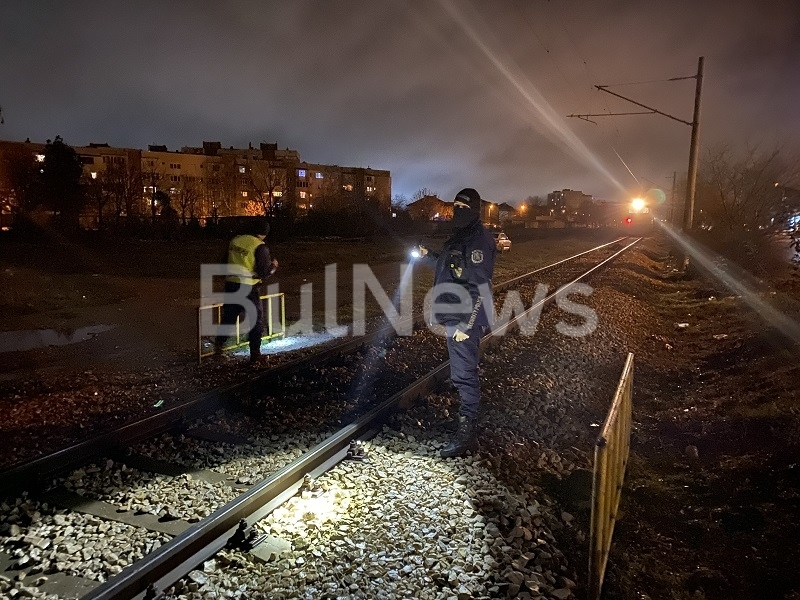 Трагедия! Товарен влак прегази мъж във Враца СНИМКИ
