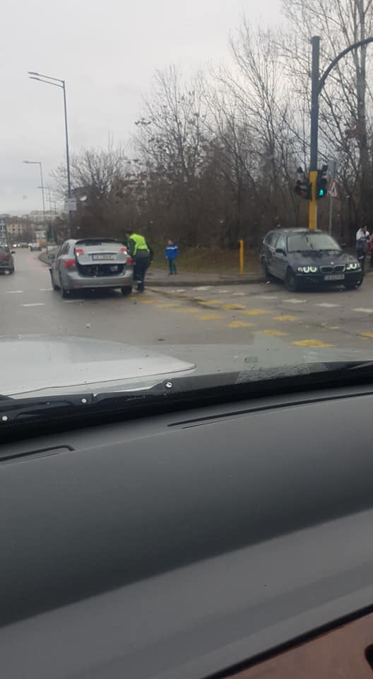 Първо в БЛИЦ! Зверски екшън на ключов столичен булевард СНИМКИ