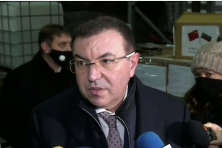 Министър Ангелов съобщи за нова К-19 ЗАПОВЕД след 21 декември ВИДЕО