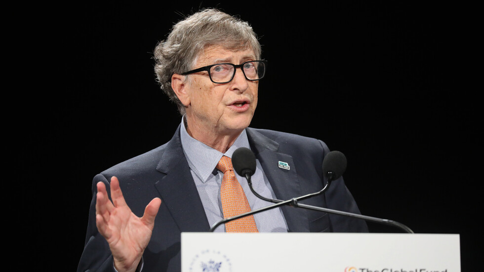 Бил Гейтс удължи прогнозата си за падането на карантината чак до... 