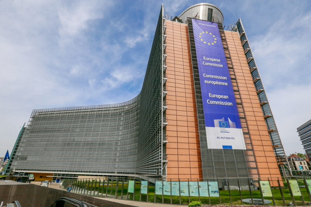 ЕС инвестира допълнително за суперкомпютри от световна класа в България