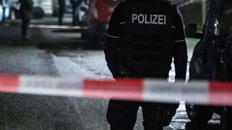 Изнасилена от бежанец млада жена умря в Германия 
