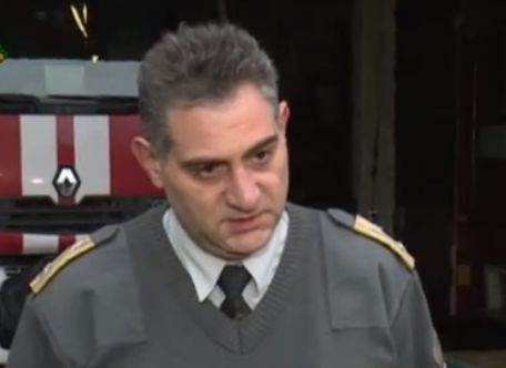 Проговори пожарникарят, рискувал живота си, за да спаси Борово от огромна трагедия 