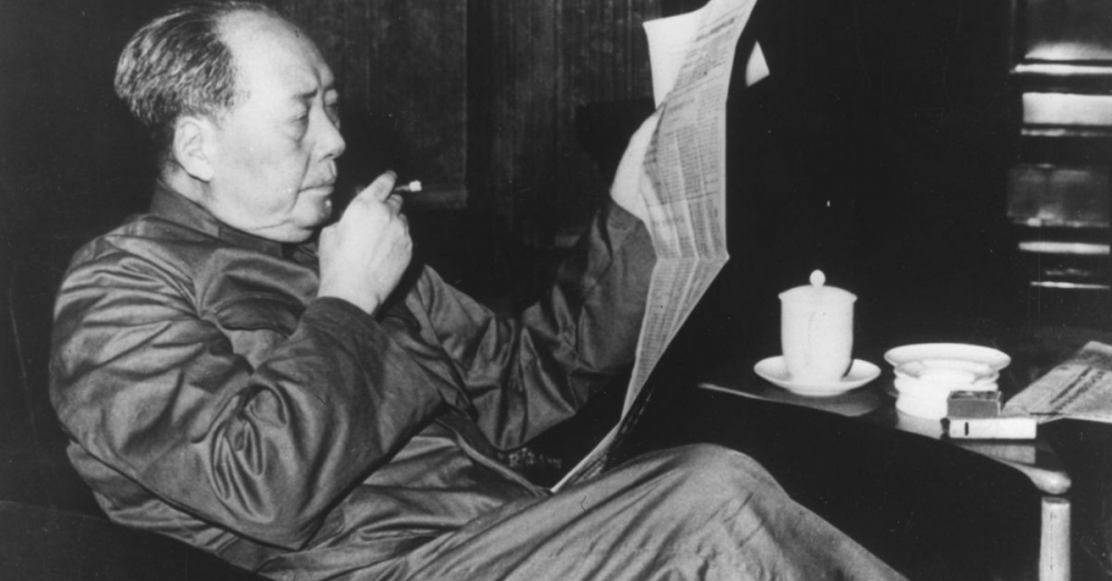 Мао Дзедун правел секс с девици, а Хитлер хрупал зарзават, за да...