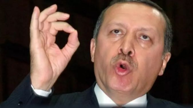 Експерт от ЦРУ: Ердоган иска да царува, трябва да се напаснем съответно