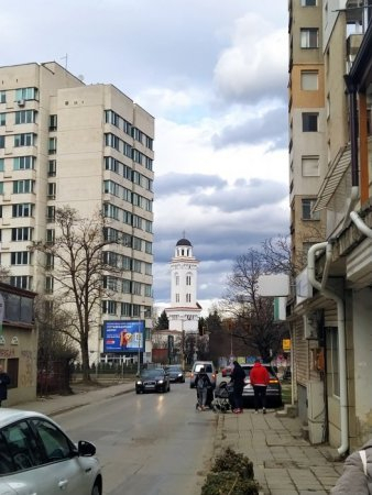 Потрес! Шокиращи СНИМКИ на обществените тоалетни в парк в Благоевград 