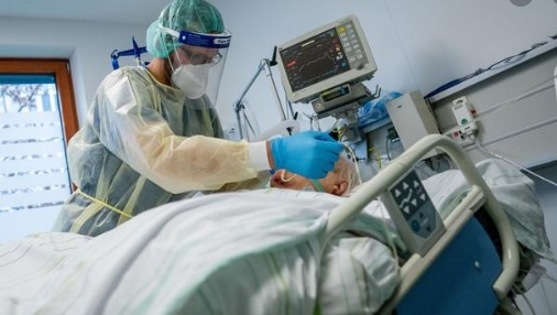 Guardian: В Германия лекуват коронавируса с необичайни методи и средства