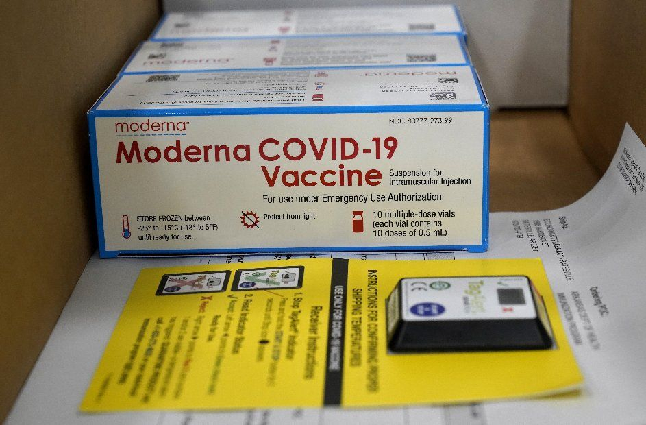 В България пристигнаха първите 2400 дози от ваксината на "Модерна"