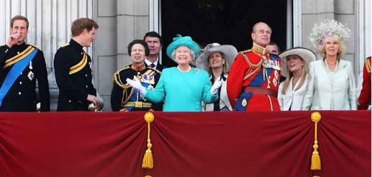 Гадателка вещае истински кошмар през 2021 г. за кралското семейство