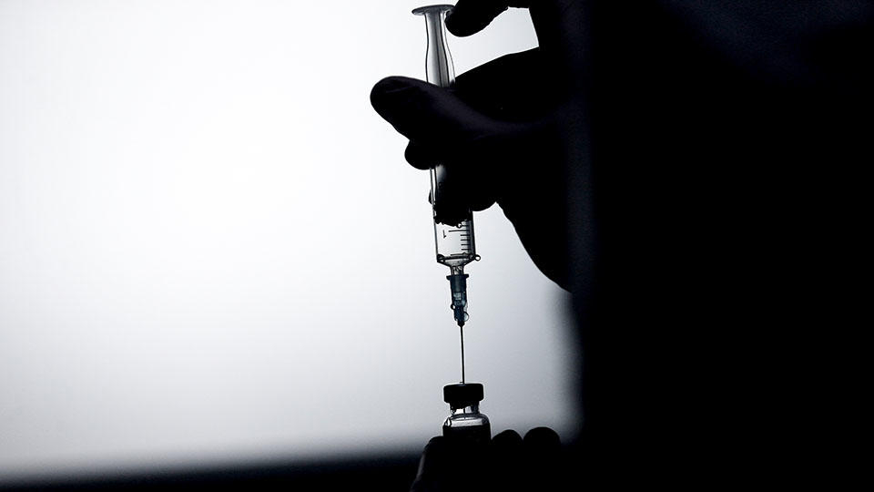 Още смъртни случаи след ваксината на Pfizer